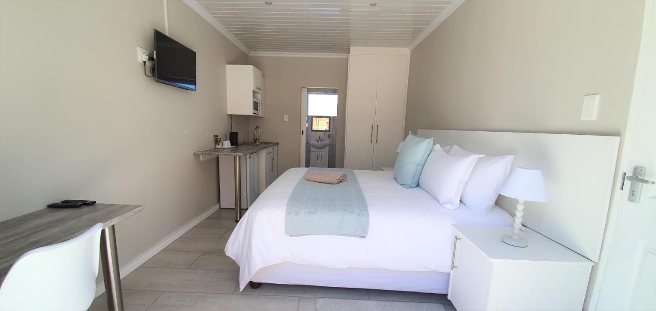 Kelzane Guesthouse Port Elizabeth Eksteriør bilde